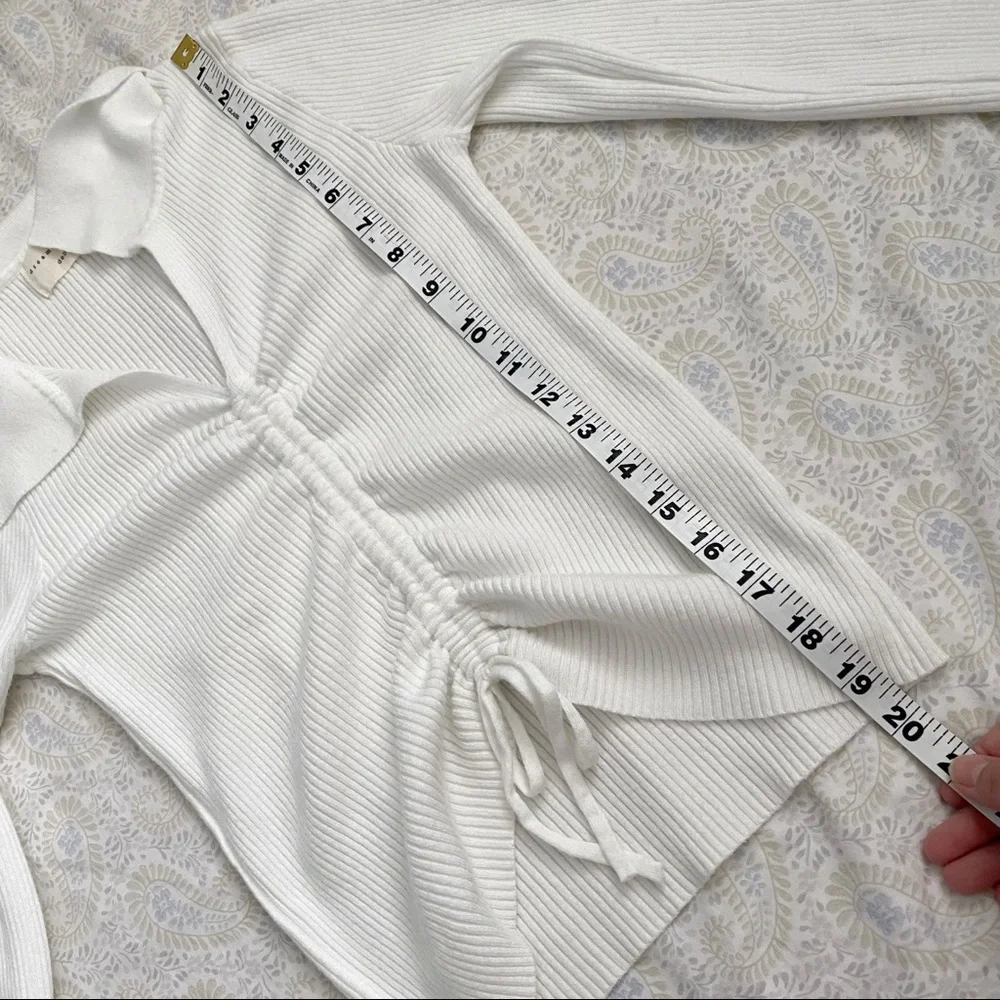 Dreamers by Debut (juniors) ribbed long sleeve scrunch top, white - Picture 6 of 7